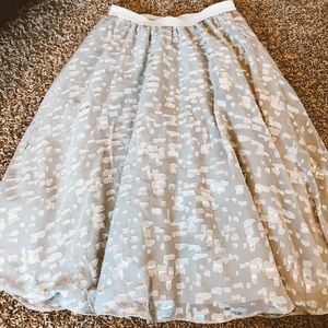 Flowy skirt